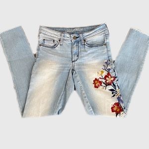 Flower Embroidered Jeans